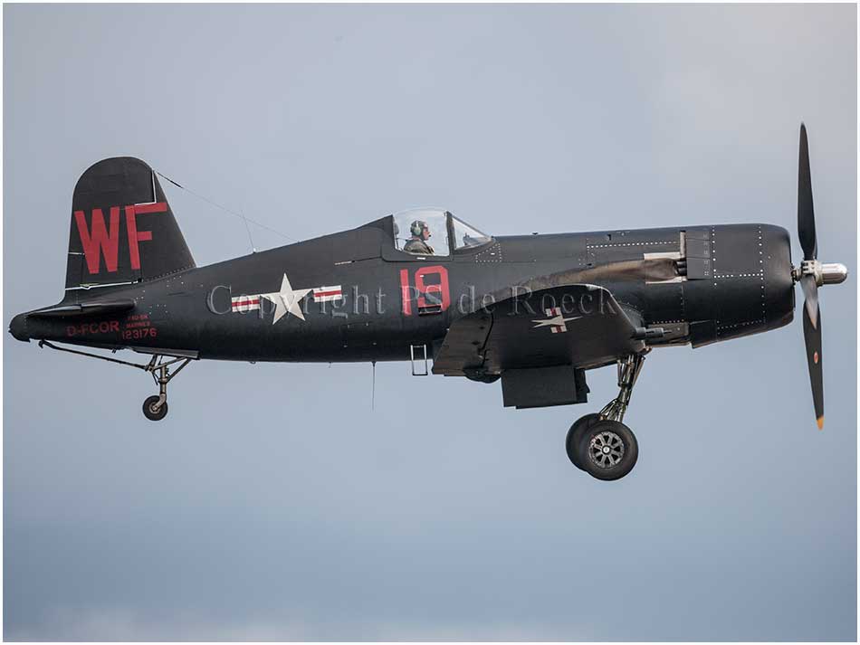 Chance Vought Corsair F4U